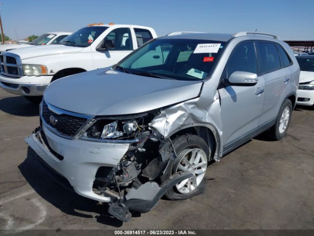 KIA SORENTO LX 2015 5XYKT3A67FG547306 Image 2