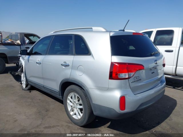 KIA SORENTO LX 2015 5XYKT3A67FG547306 Image 9
