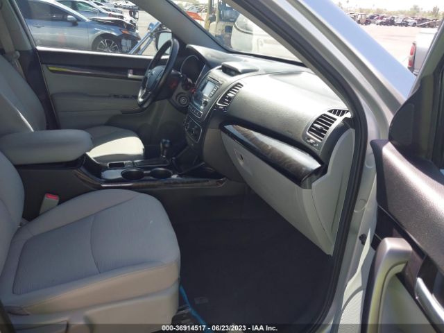 KIA SORENTO LX 2015 5XYKT3A67FG547306 Image 11