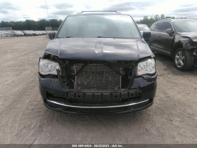 2C4RC1BG7GR247563 Chrysler Town & Country Touring