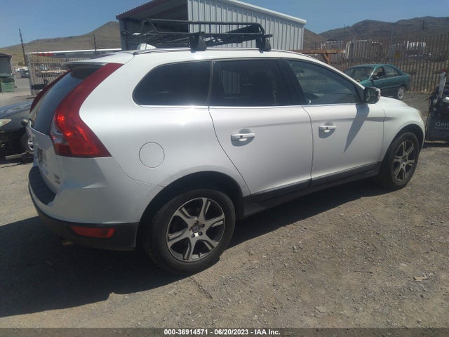 2011 VOLVO XC60 3.0T VIN: YV4902DZ4B2158650