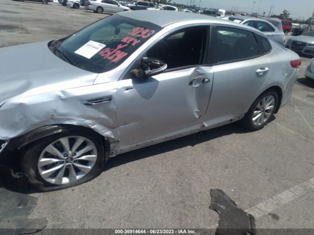 5XXGT4L31JG267716 KIA Optima Lx