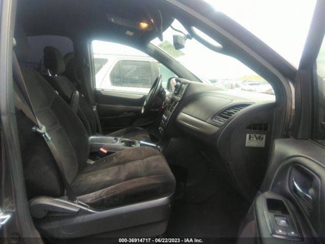 2C4RDGCG3FR587404 Dodge Grand Caravan Sxt