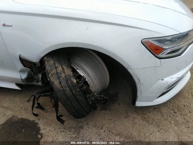 WAUGFAFC6GN033230 Audi A6 2.0t Premium Plus