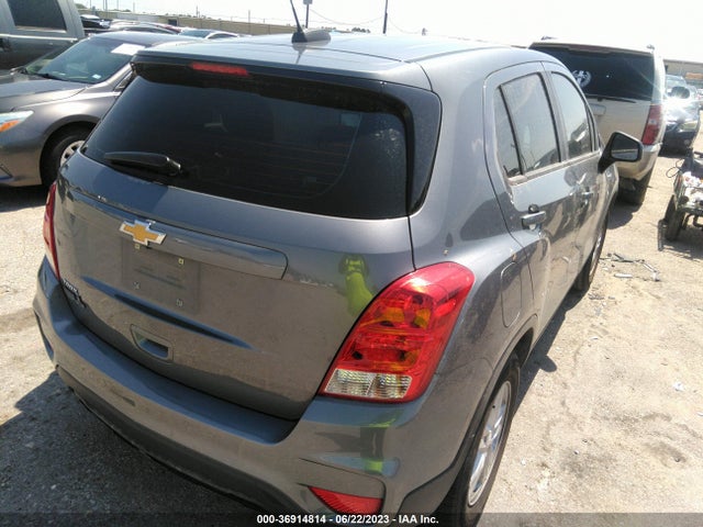 Chevrolet TRAX LS 2020 3GNCJKSB1LL290400 Image 4