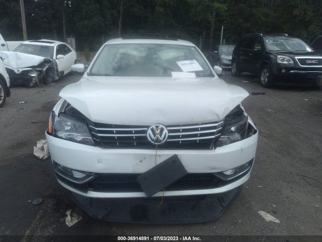 1VWCT7A35FC078767 Volkswagen Passat 1.8t Sel Premium