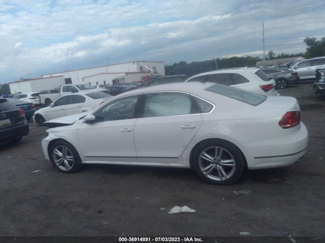1VWCT7A35FC078767 Volkswagen Passat 1.8t Sel Premium