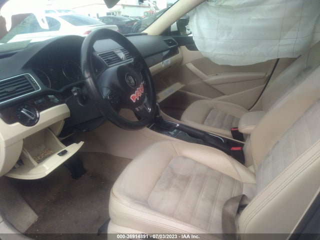 1VWCT7A35FC078767 Volkswagen Passat 1.8t Sel Premium