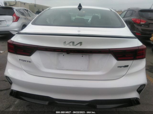 3KPF54AD2PE610472 KIA Forte Gt-line