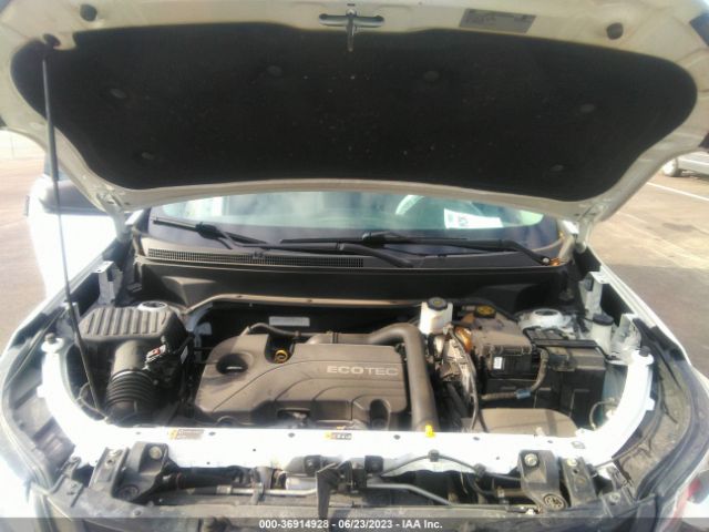 2GNAXHEV5J6270215 Chevrolet EQUINOX LS