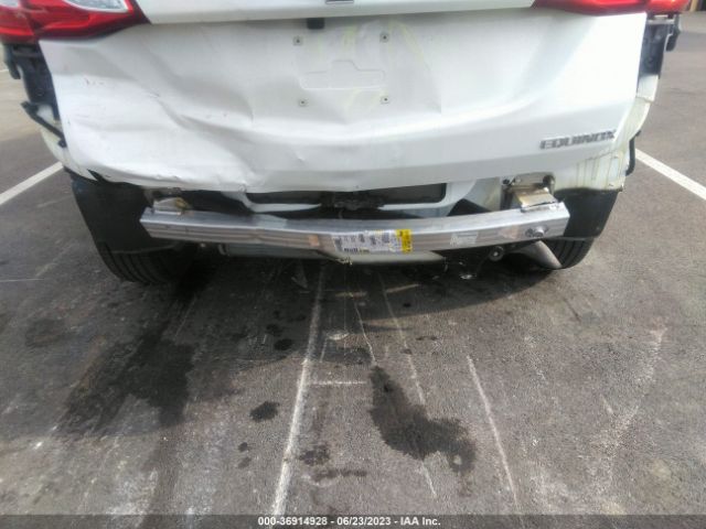 2GNAXHEV5J6270215 Chevrolet EQUINOX LS