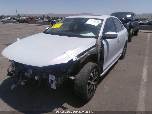 3VWDB7AJ9HM279546 Volkswagen Jetta 1.4t Se