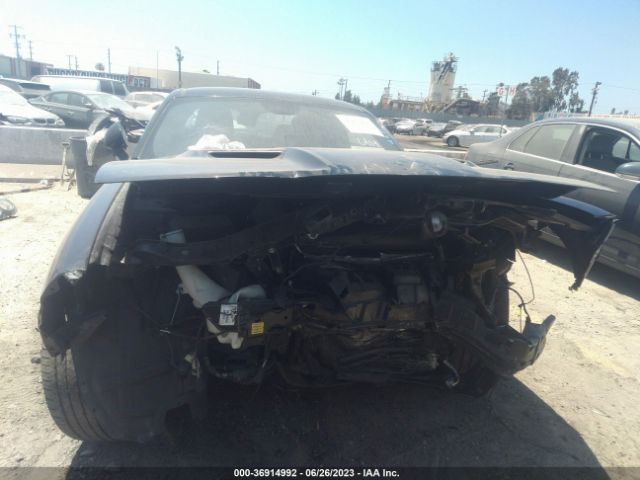 2C3CDZAGXJH245682 Dodge Challenger Sxt