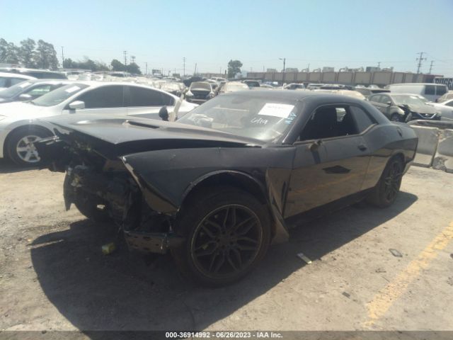 2C3CDZAGXJH245682 Dodge Challenger Sxt