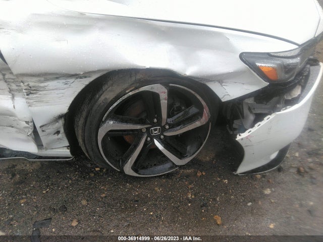 2018 HONDA ACCORD SEDAN TOURING 2.0T VIN: 1HGCV2F99JA038632