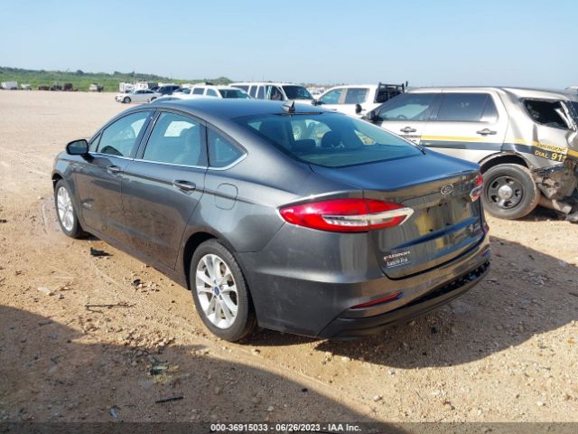3FA6P0LU4KR107064 Ford Fusion Hybrid Se