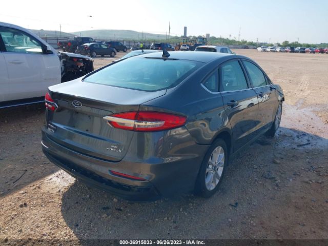 3FA6P0LU4KR107064 Ford Fusion Hybrid Se