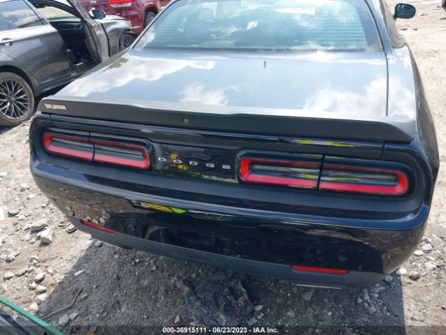 2C3CDZAG1JH332984 Dodge Challenger Sxt Plus