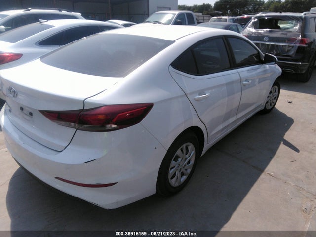 Hyundai ELANTRA SE 2018 5NPD74LF3JH260062 Image 4