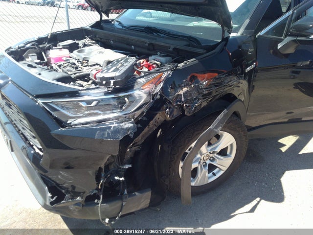 2021 Toyota RAV4, VIN: 2T3R6RFV8MW011259