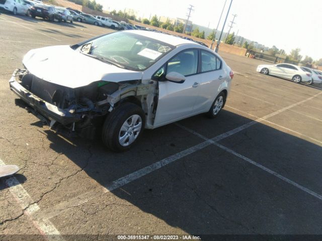 KNAFK4A69F5323678 KIA FORTE LX