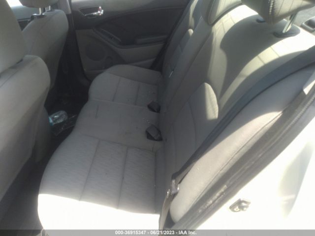 KNAFK4A69F5323678 KIA FORTE LX