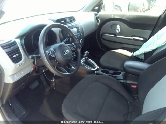 KNDJN2A2XG7393136 KIA Soul Base
