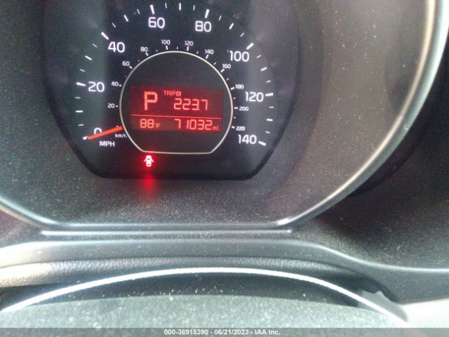 KNDJN2A2XG7393136 KIA Soul Base