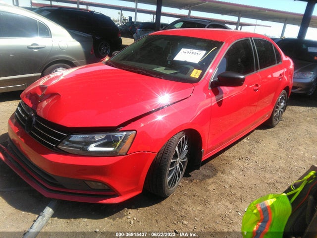 3VWD17AJ9GM387117 Volkswagen Jetta Sedan 1.8t Sport