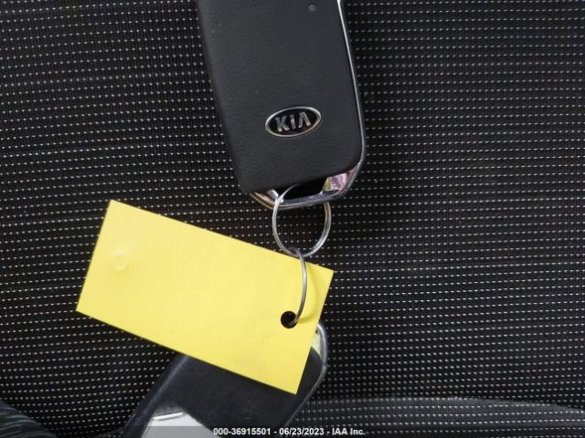 3KPF34AD5KE074583 KIA FORTE S