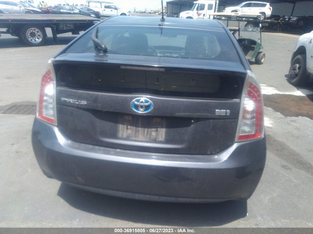 Toyota Prius Four 2015 JTDKN3DU3F1962241 Image 16