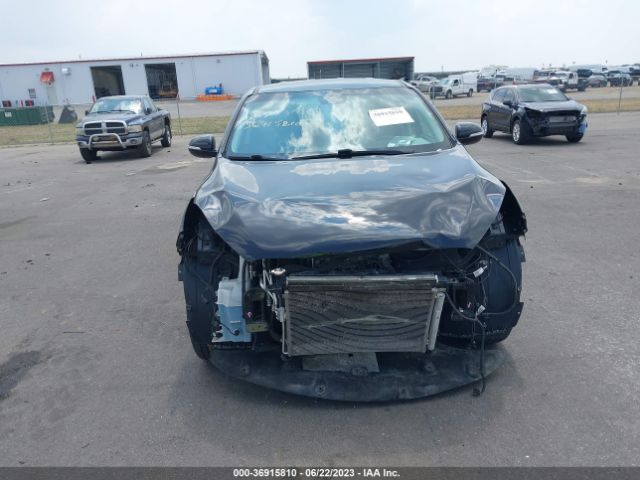 5XYPGDA53KG496193 KIA Sorento Lx V6