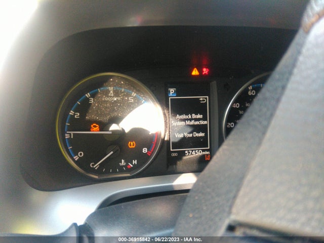 Toyota RAV4 LE 2017 JTMZFREV2HJ707671 Image 13