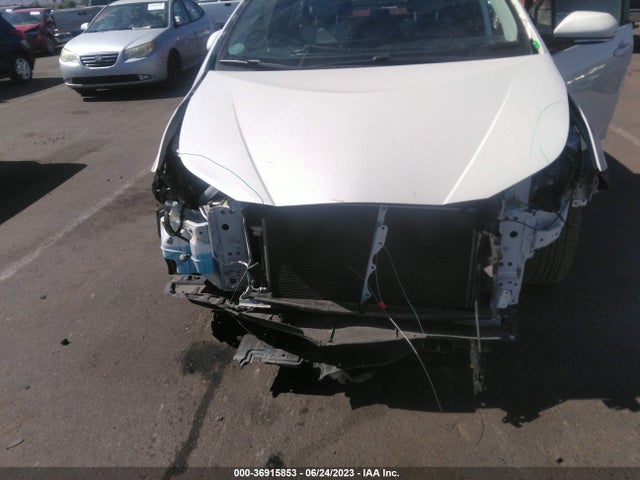 Toyota Prius Two/two Eco/three 2018 JTDKBRFUXJ3067111 Image 13