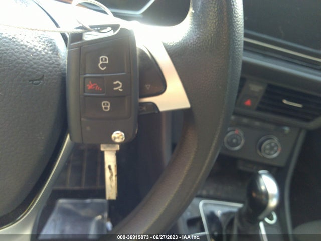 3VWC57BU3MM058238 Volkswagen Jetta S/se/r-line