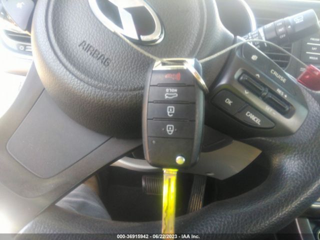 KNAGM4A78F5652542 KIA Optima Lx