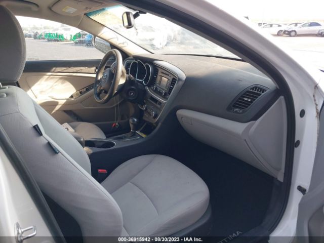KNAGM4A78F5652542 KIA Optima Lx