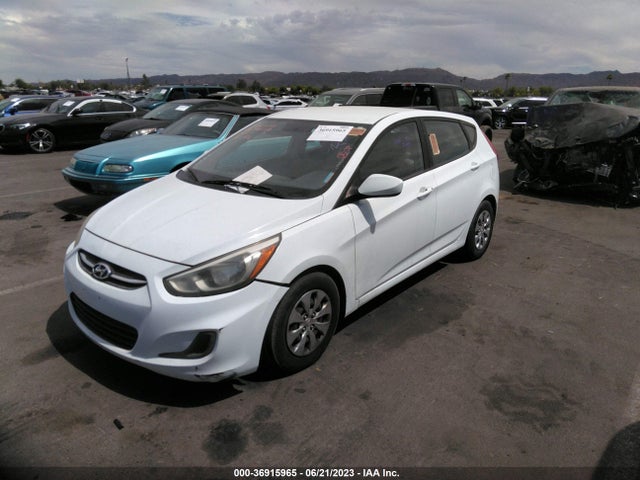 Hyundai ACCENT SE 2017 KMHCT5AE7HU301117 Image 2