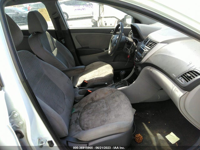 Hyundai ACCENT SE 2017 KMHCT5AE7HU301117 Image 6