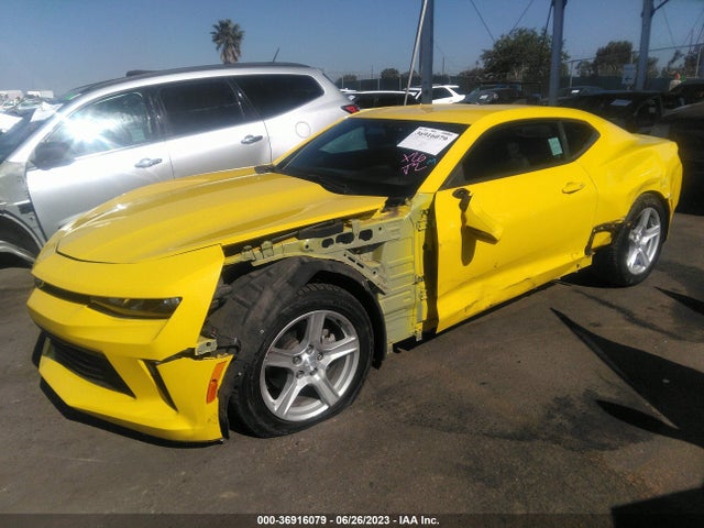 Chevrolet Camaro 1lt 2016 1G1FB1RS9G0174585 Image 2