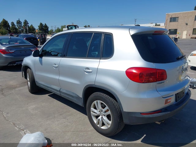 2013 VOLKSWAGEN TIGUAN S VIN: WVGAV3AX8DW605028