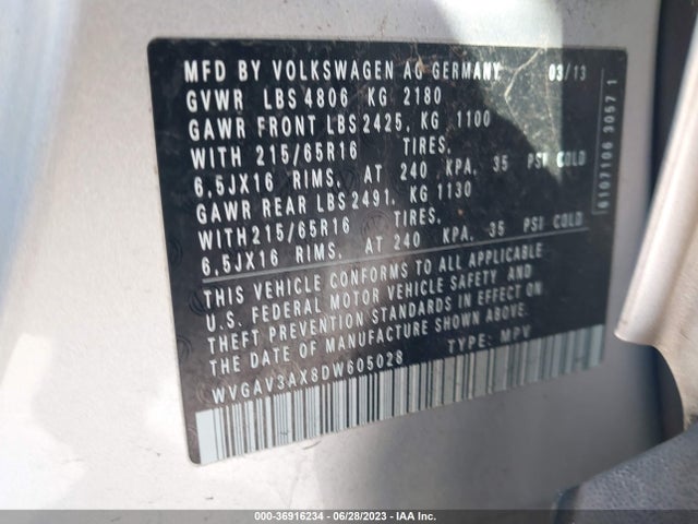 2013 VOLKSWAGEN TIGUAN S VIN: WVGAV3AX8DW605028