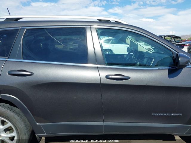 Jeep Cherokee Latitude 2017 1C4PJMCS8HW631698 Image 5