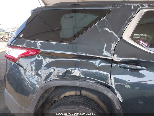 Chevrolet Traverse Lt Leather 2019 1GNERHKW0KJ232758 Image 6