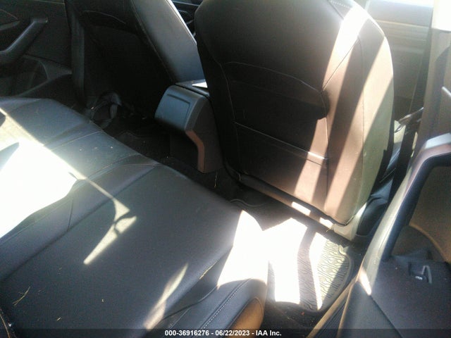 3VWE57BU3KM038822 Volkswagen JETTA SEL