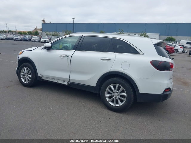 KIA SORENTO LX 2018 5XYPGDA30JG431525 Image 14