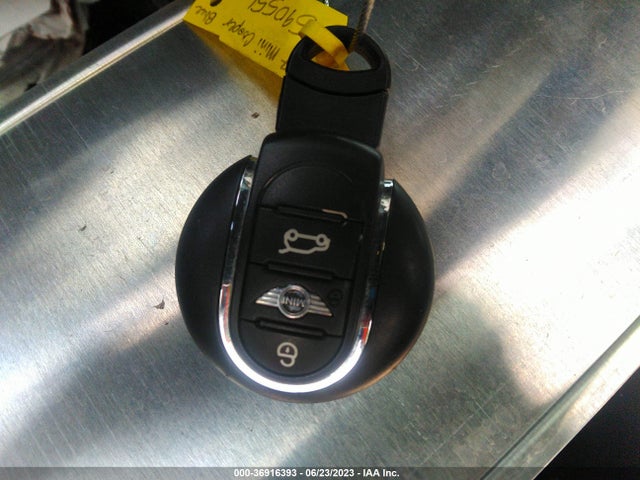 2017 Mini Hardtop, VIN: WMWXU1C58H2E18371