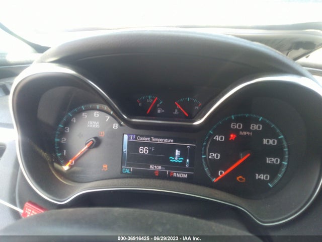 Chevrolet IMPALA LT 2018 2G1105S37J9174849 Image 14