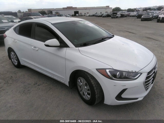 2018 5NPD74LF3JH299427 main image