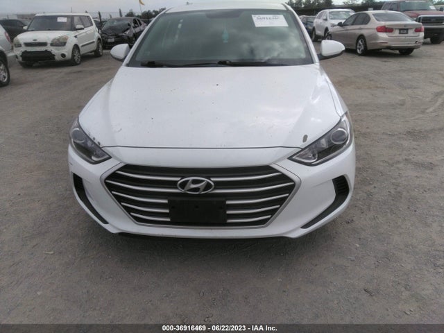 Hyundai ELANTRA SE 2018 5NPD74LF3JH299427 Image 11